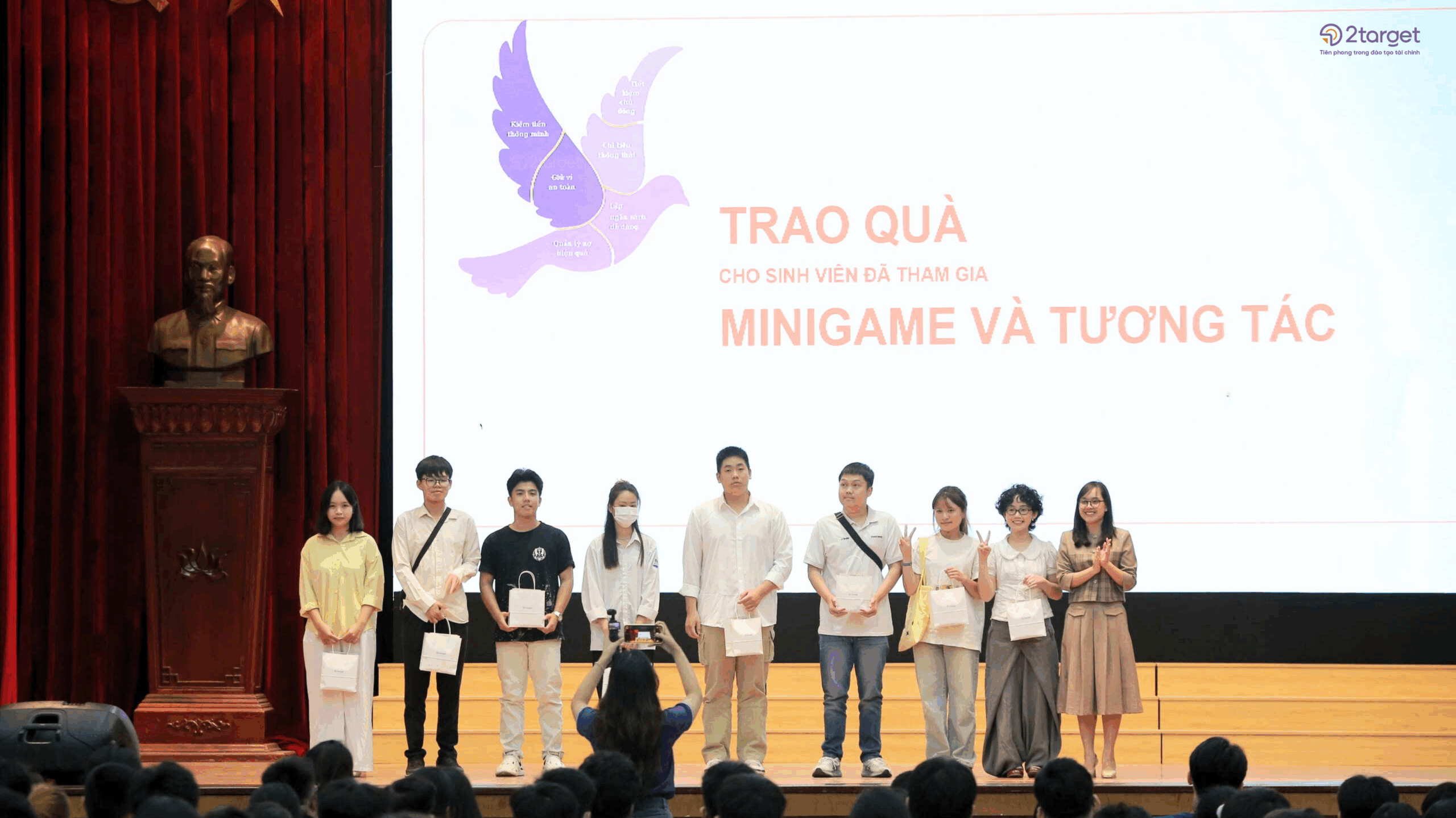Những phần quà hấp dẫn từ hoạt động tương tác trải nghiệm tại workshop