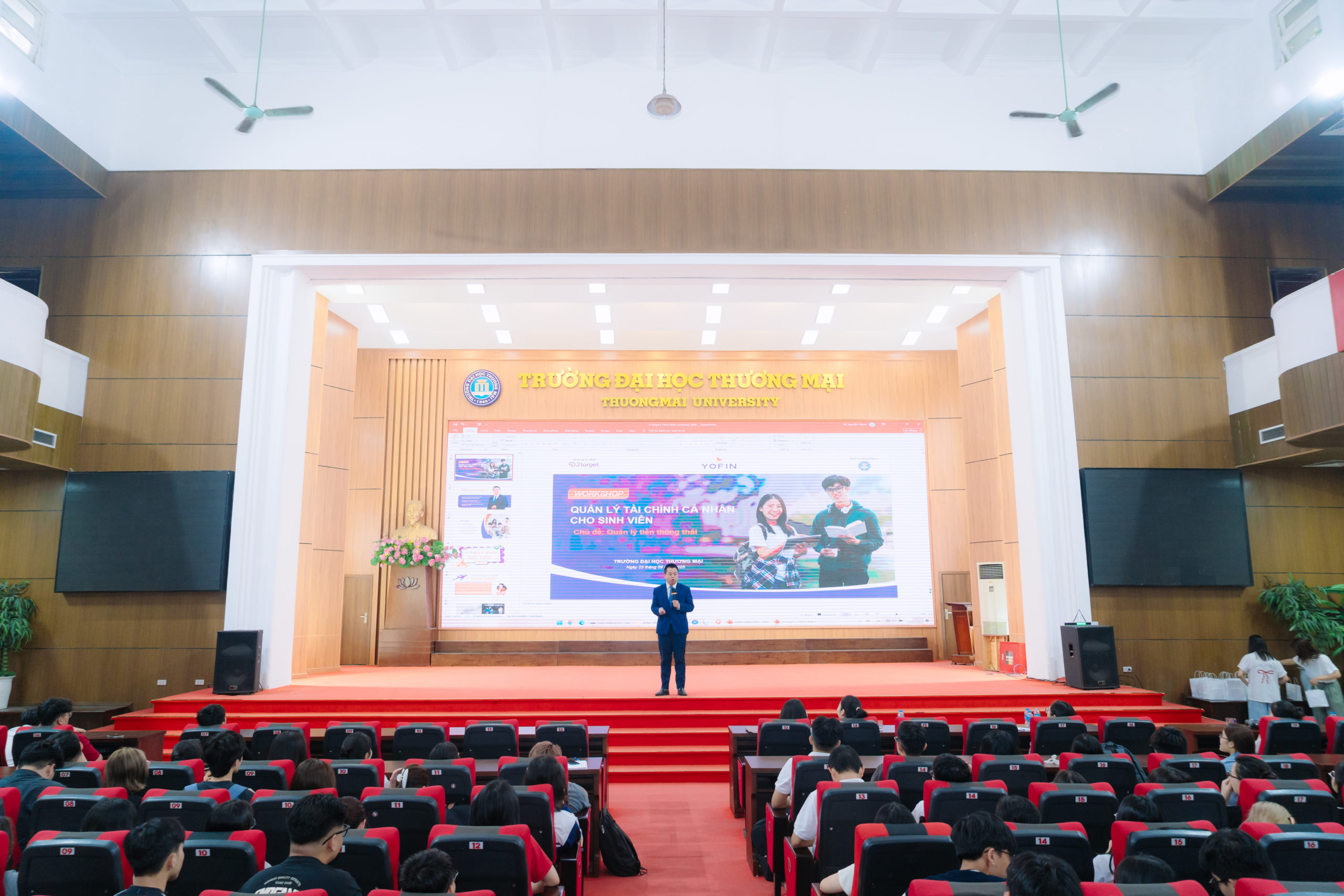 Chuyên gia Trần Mạnh Hoàng Việt chia sẻ nhiều kiến thức bổ ích tại workshop